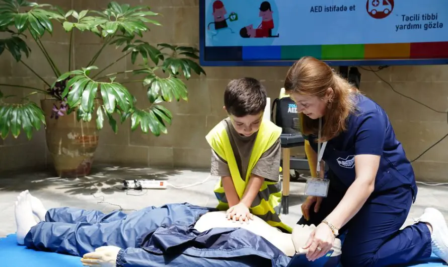 Premiers secours enfants 5-8 ans : les meilleures apps ludiques